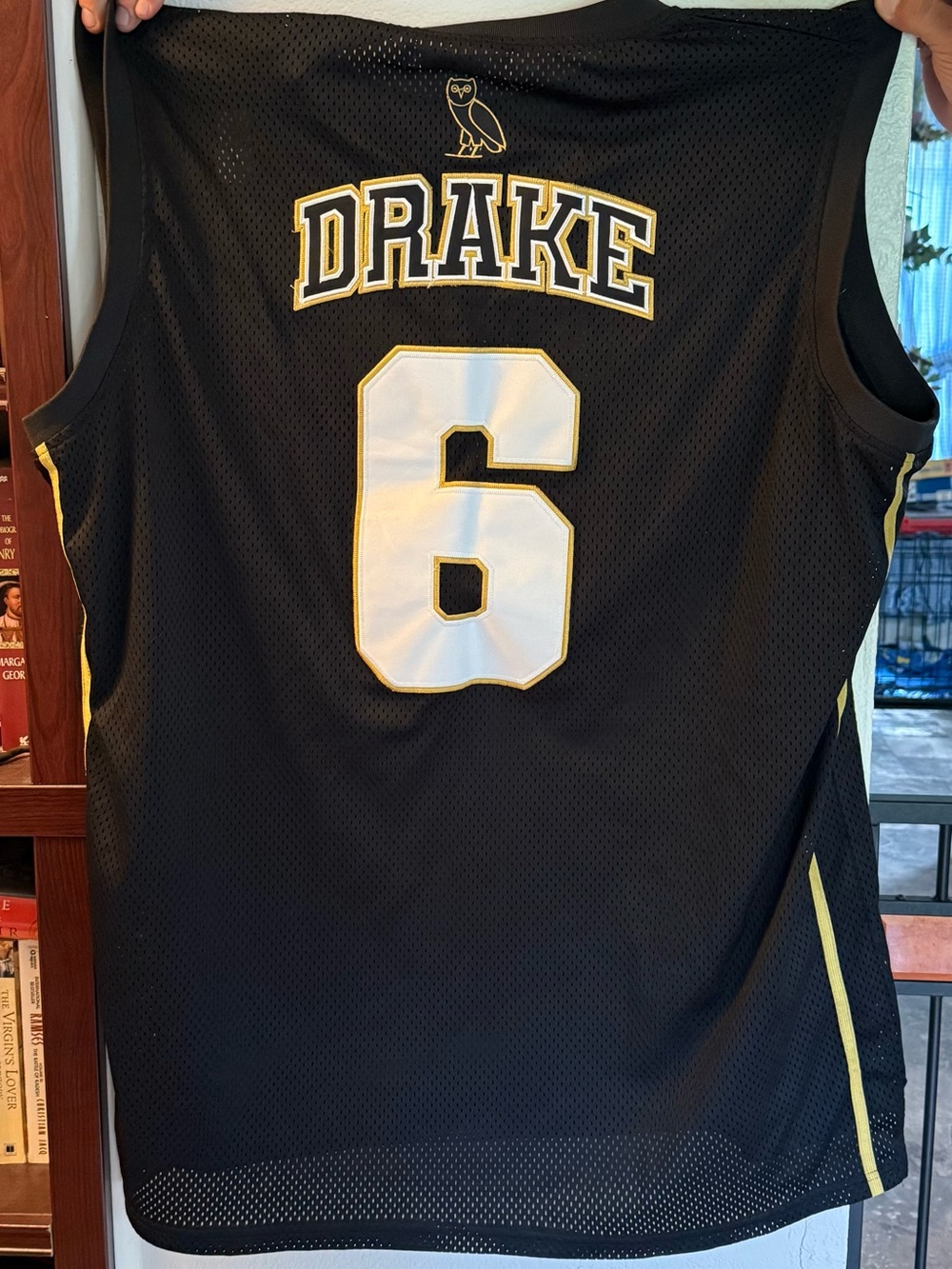 Nostalgia Black Mesh Jersey with White Owl Patch - Picture 4 of 5